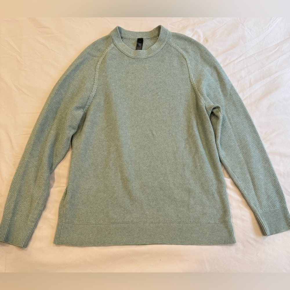 Lululemon Textured Knit Crewneck
Sweater Light Green Size
Men's Medium